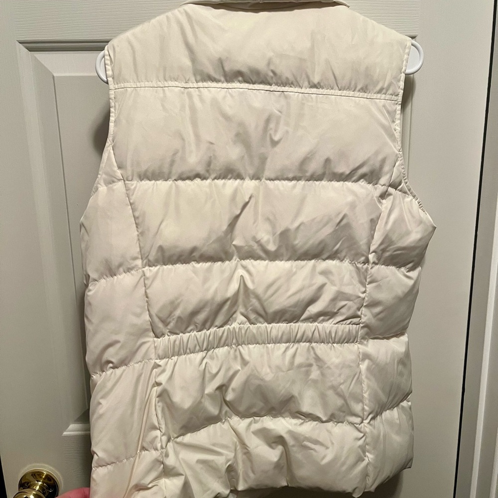 Lands' End Women’s Size M White Puffer Quilted Vest - Picture 7 of 7